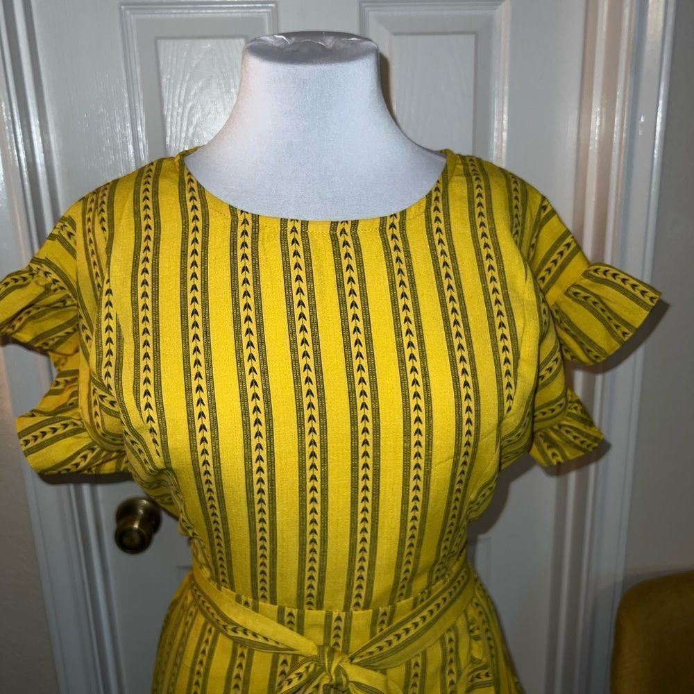 NWT yellow/gold & black dress - Picture 3 of 14